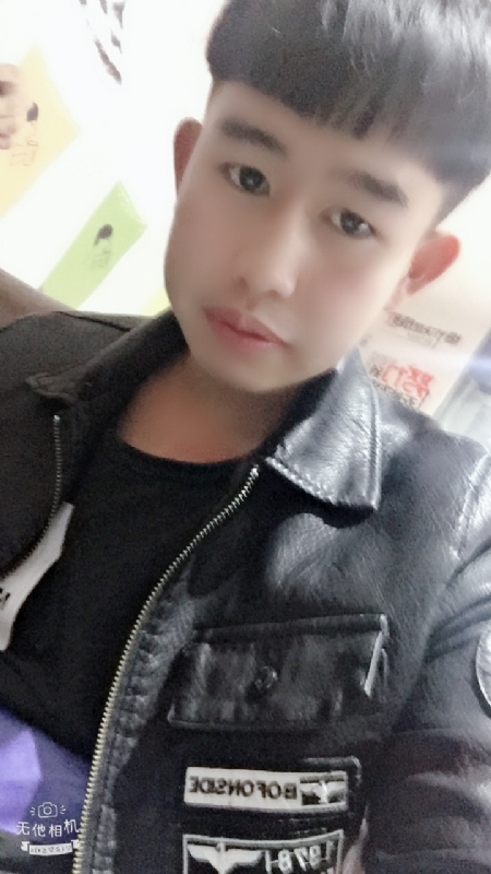 军绿色的第一张照片--丘北蓝颜知己交友网